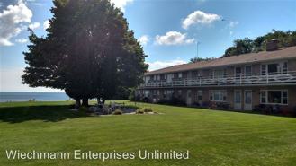 August Management presents the Lake Park Apartments in Sheboygan - Photo 1 of 1