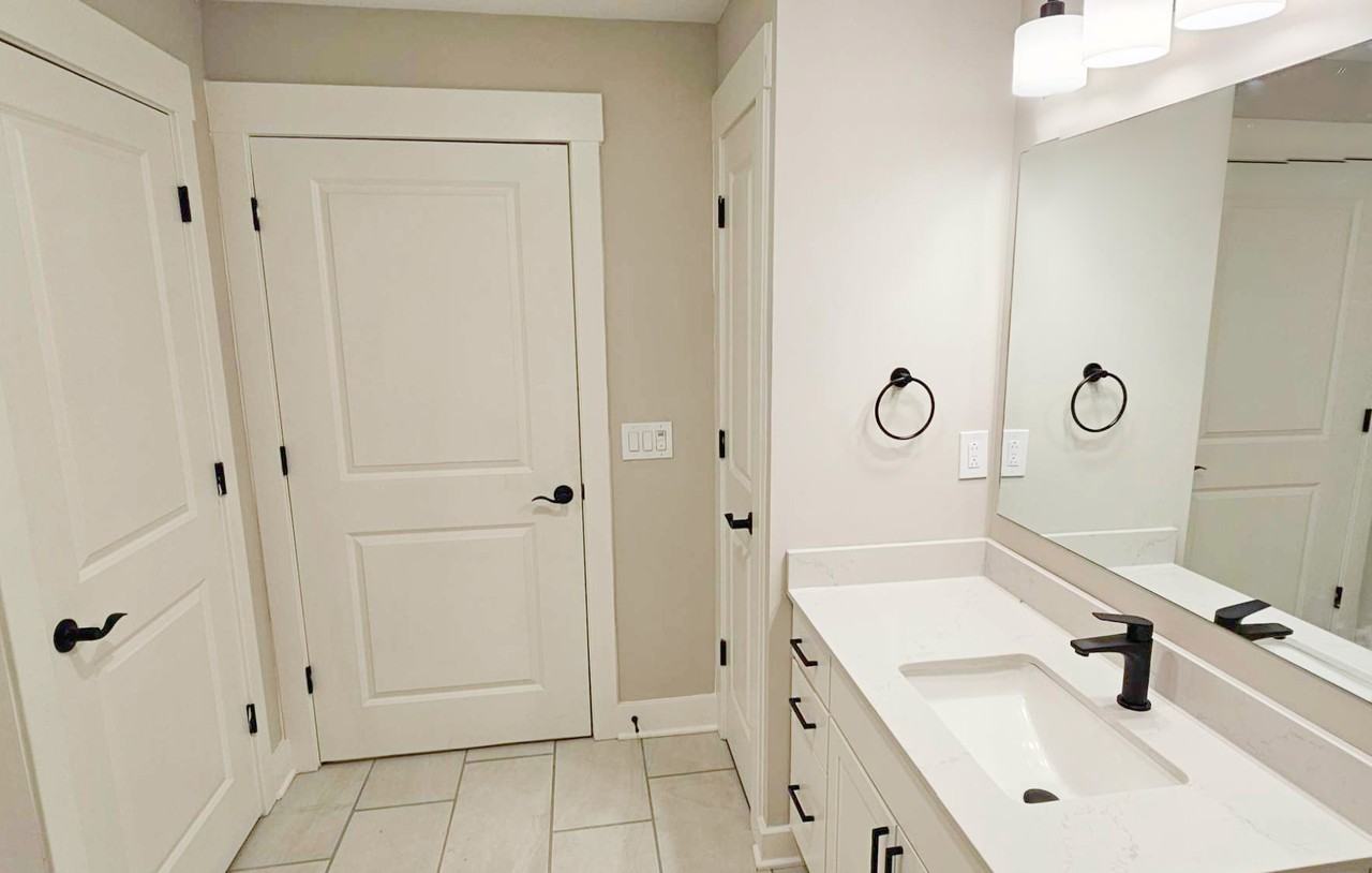 The Doris on Main - Photo 5 of 17