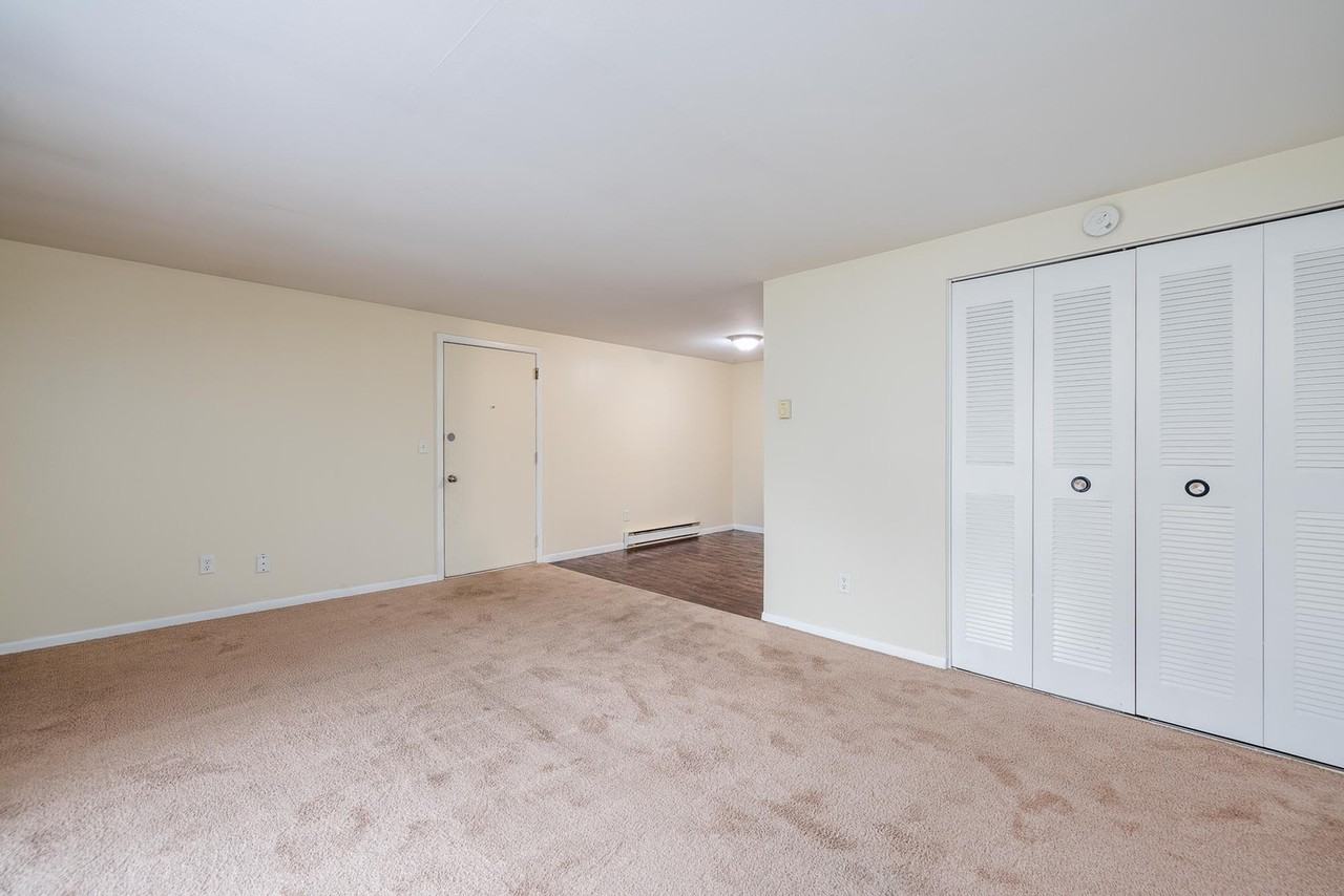 Candlewyck Apartments - Photo 3 of 37