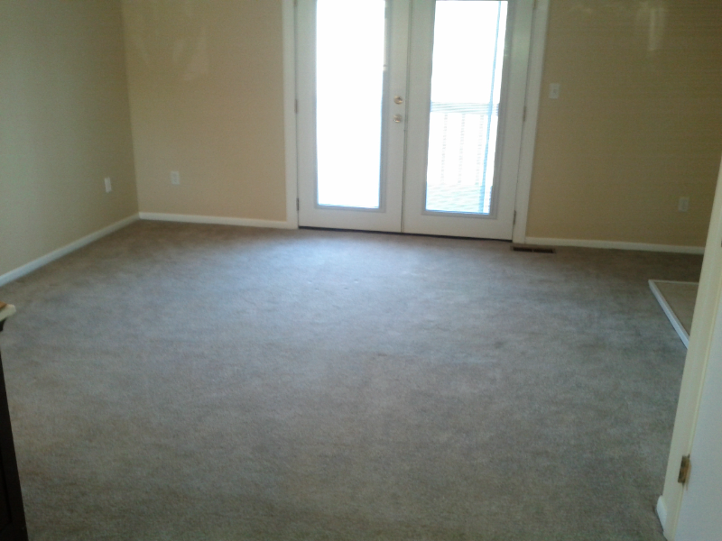 3219 Pebblebrook Ln - Photo 2 of 10