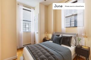 featured image of 342 Manhattan Avenue #D