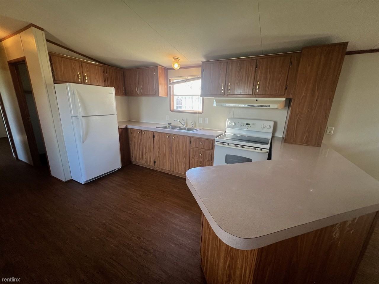 1254 Industrial Blvd - Photo 2 of 9
