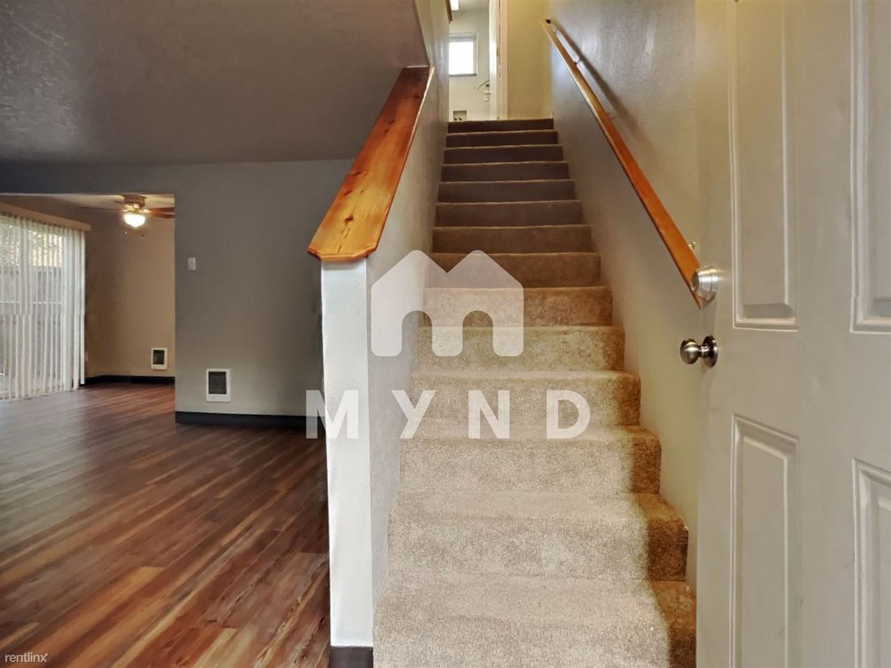 27 Ne 179th Ave - Photo 2 of 18