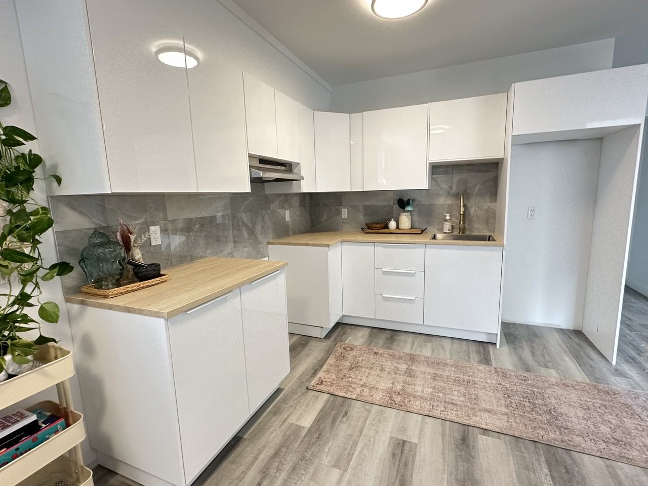 268 Currell Avenue #B - Photo 7 of 12