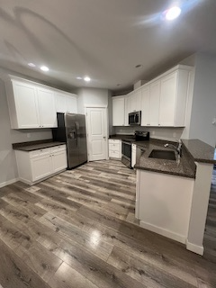 256 Albatross St Ne #A - Photo 3 of 16