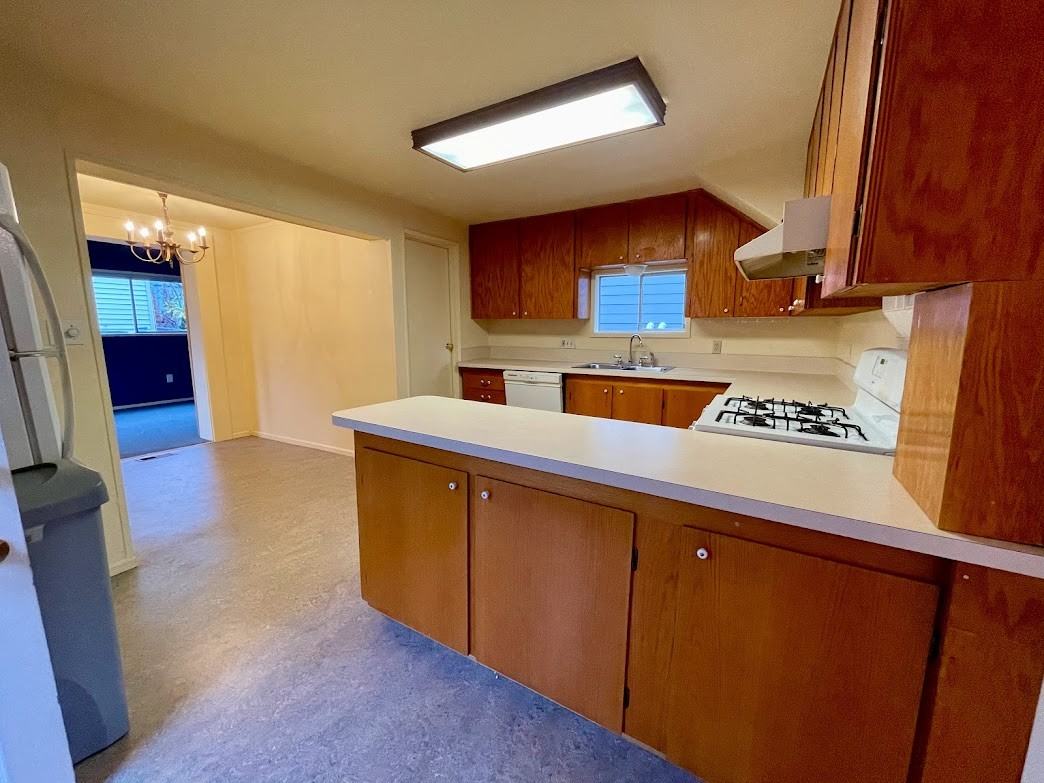 4140 20th Ave Sw #NA - Photo 3 of 15