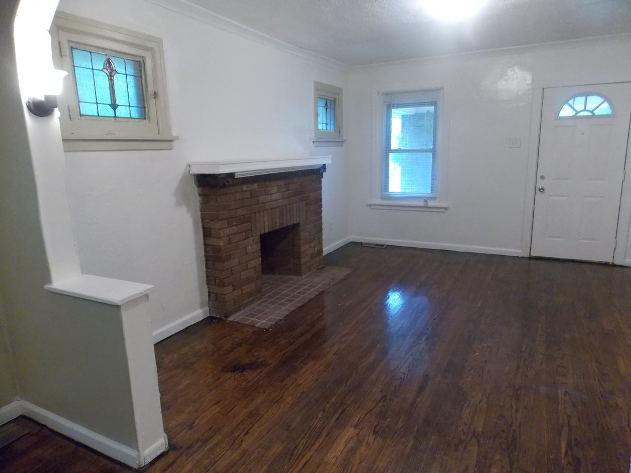 7001 Hunter Ave - Photo 2 of 12