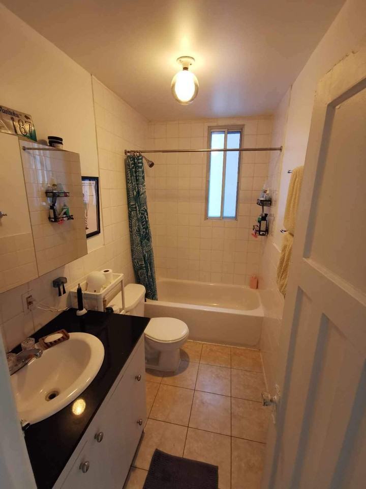 201 2e Avenue - Photo 2 of 12