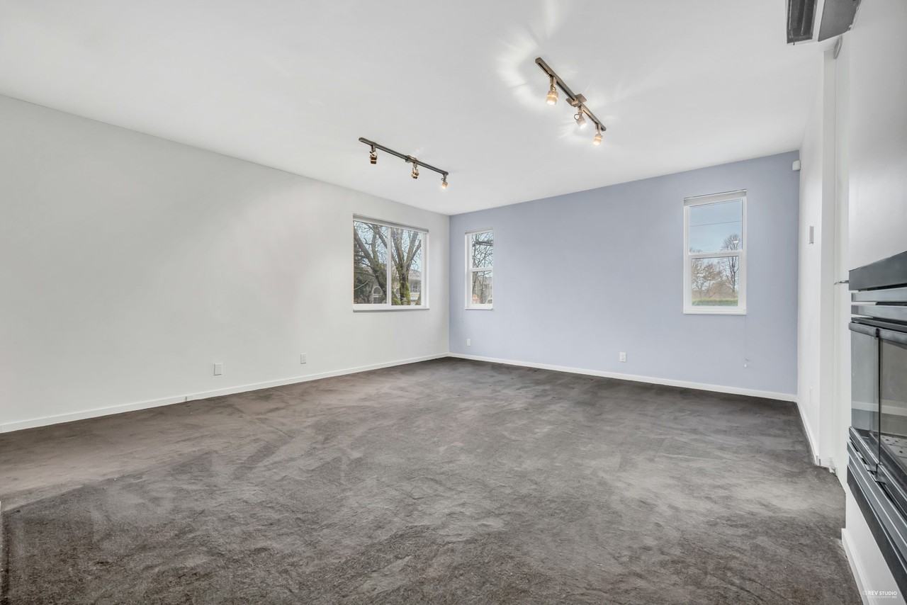 2105 West 19th Avenue - Photo 2 of 44
