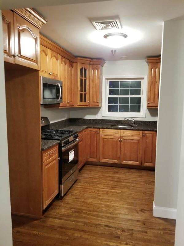 344-346 Caldwell Ave #B3 - Photo 3 of 10