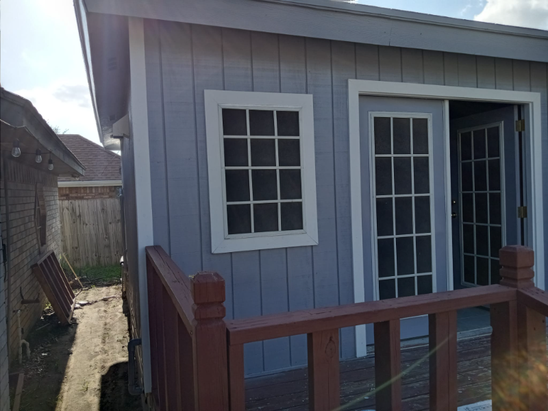 1613 Terrace Dr - Photo 3 of 10