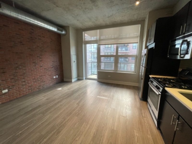 883 S Clark St - Photo 2 of 15