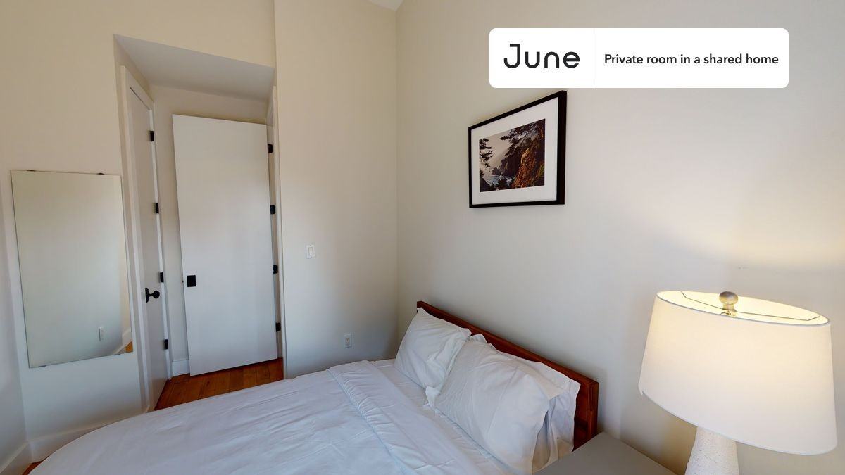 227 Malcolm X Blvd #C - Photo 5 of 15