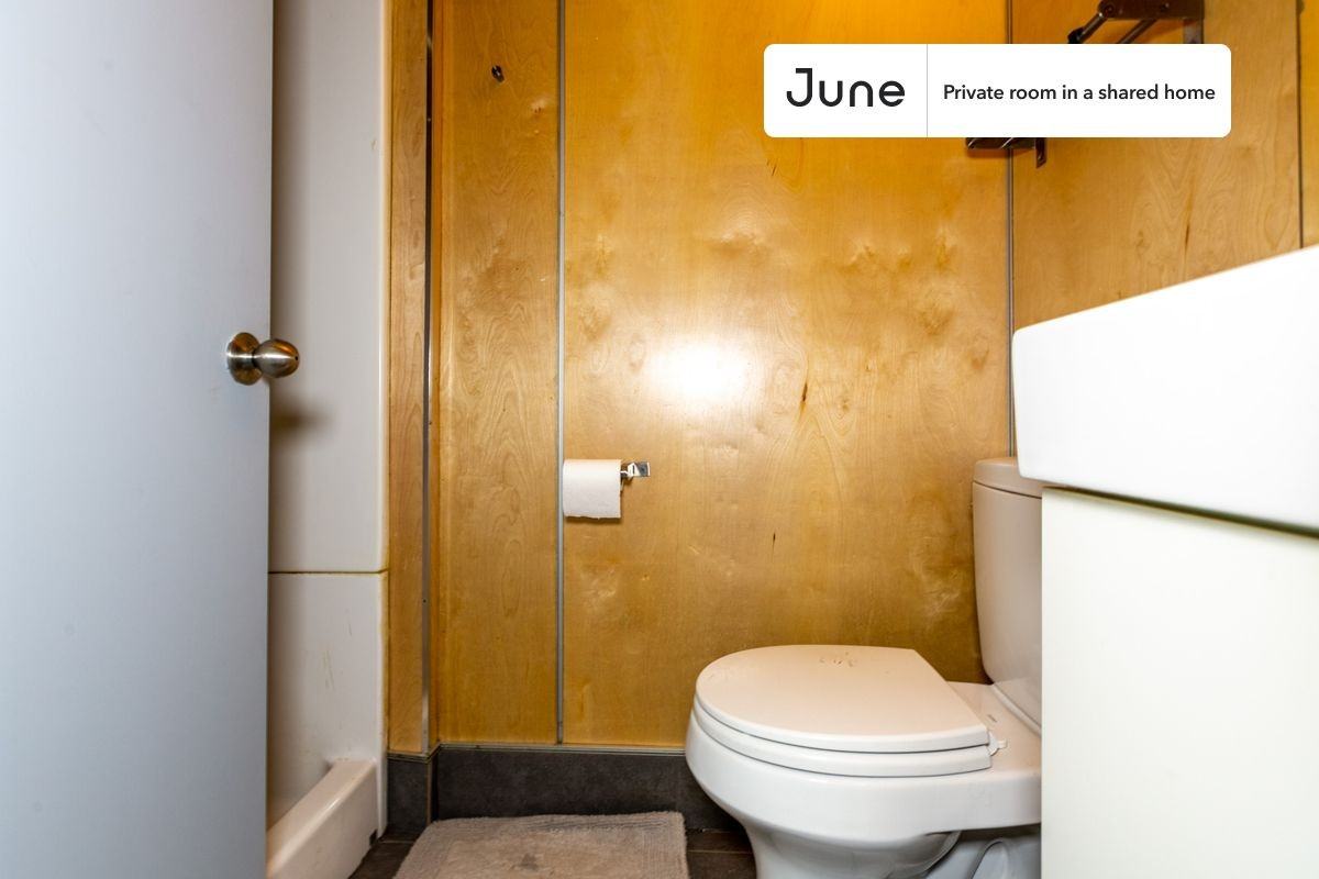 3305 7th St Ne #2C - Photo 6 of 20