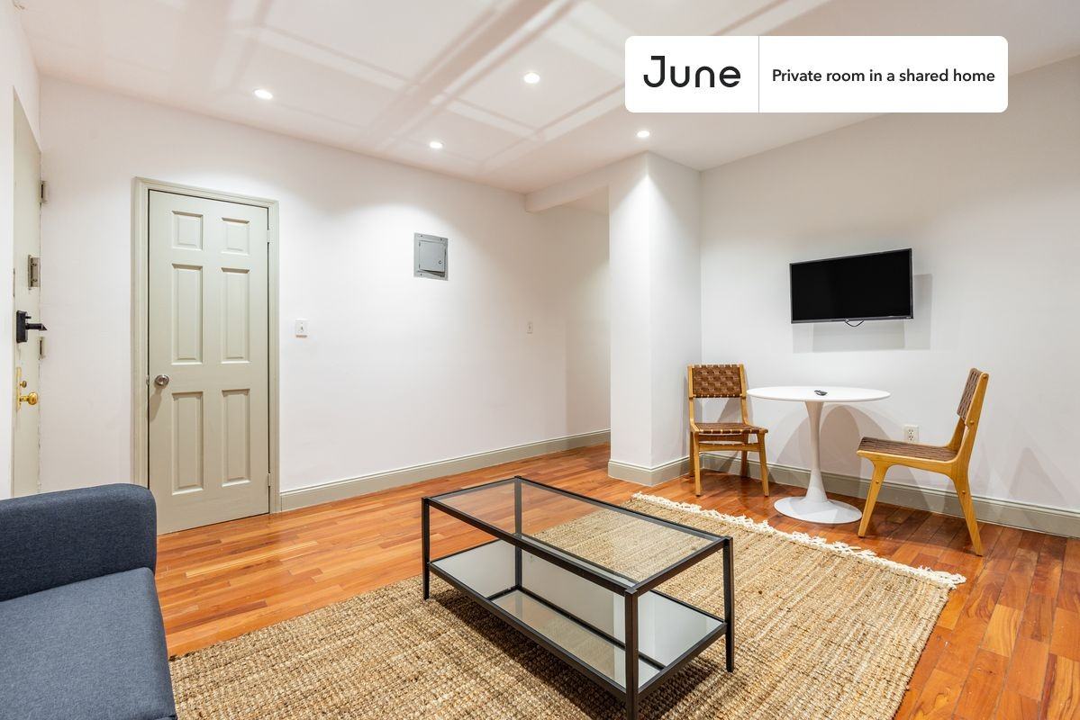 609 W 151st St #A - Photo 6 of 15