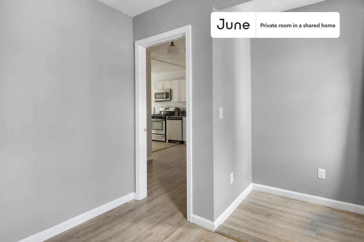 36 N Bennet St #A - Photo 4 of 15
