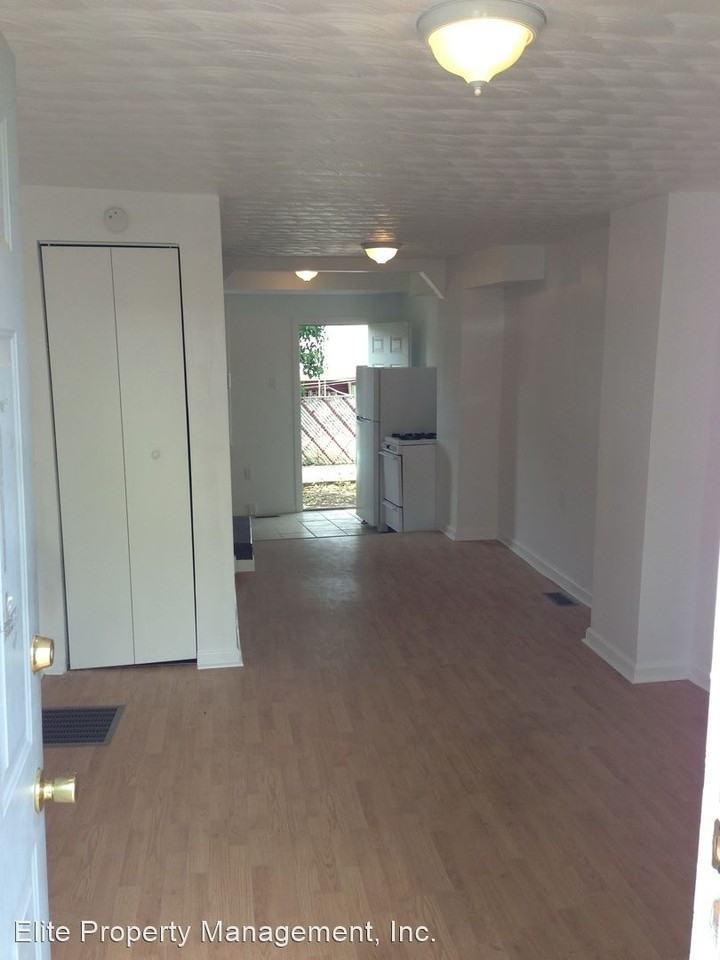 224 Earl Way - Photo 2 of 7