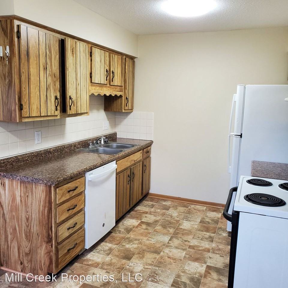 2776, 2778 Willow Dr - Photo 2 of 8