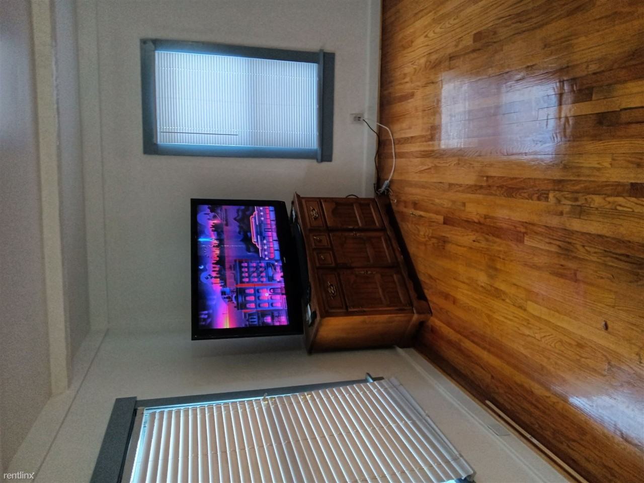 814 Hazard Ave - Photo 2 of 5