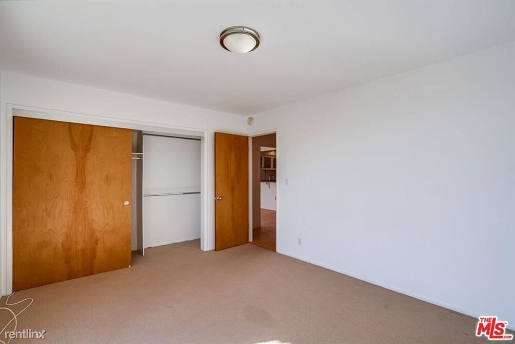 18241 Coastline Dr #1