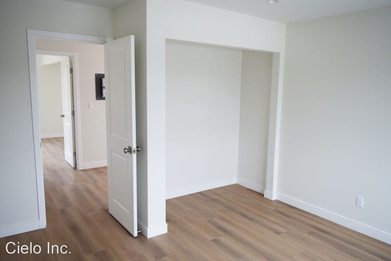 3643 Logan Ave - Photo 3 of 7