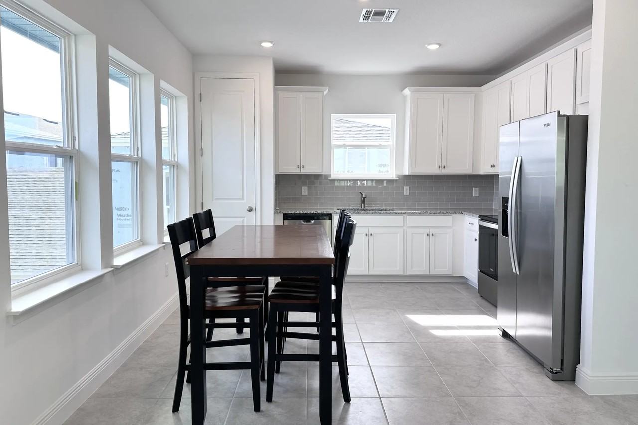 Marconi Ave - Photo 3 of 21