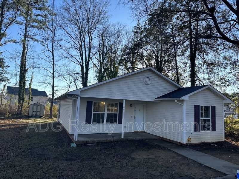 863 Finley View Dr - Photo 2 of 12