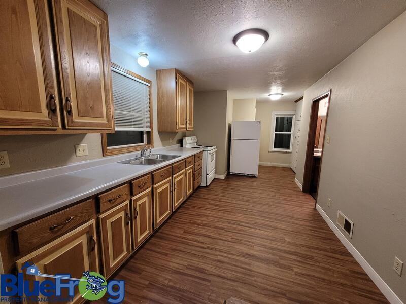404 13th Ave - Photo 2 of 9