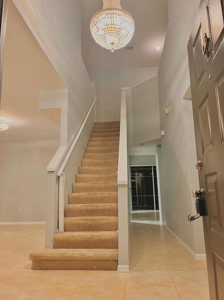 19307 Aqua Springs Dr - Photo 2 of 30