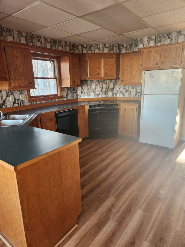 227 Seventh St #2 - Photo 3 of 12