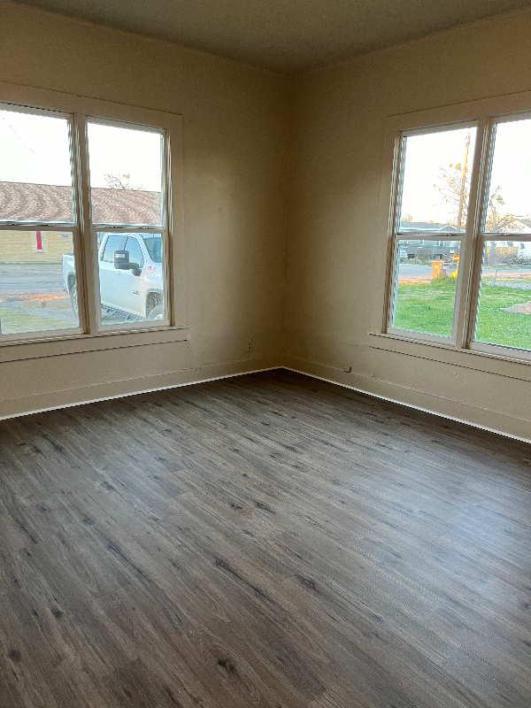 1601 E 10th Ave - Photo 2 of 10