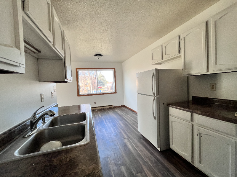 2605 S 17th St #8 - Photo 3 of 12