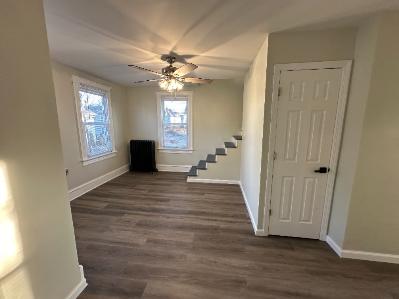 34 Riva Ave #B - Photo 2 of 18