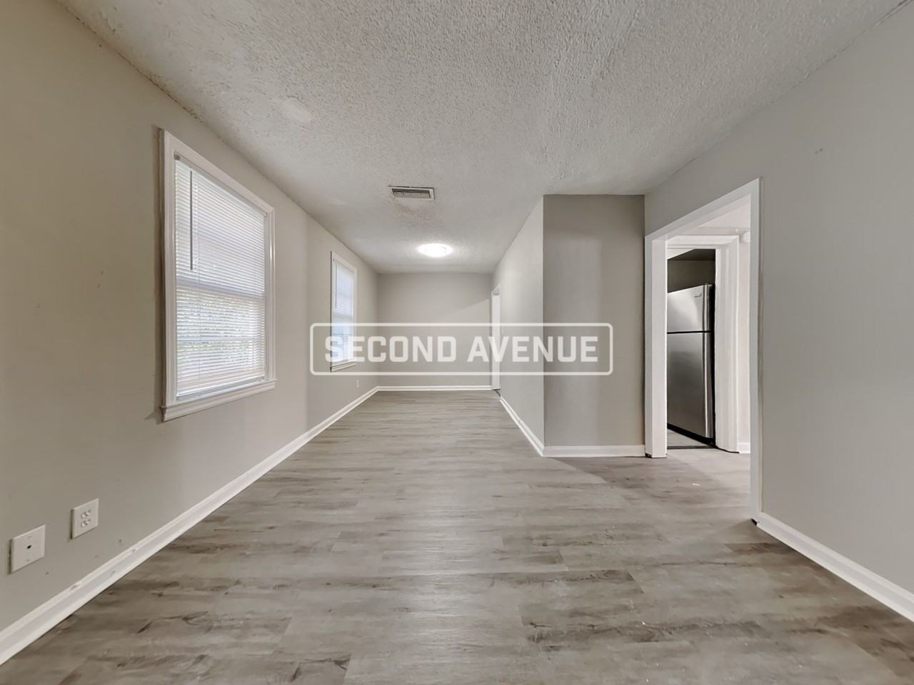 472 W 65th St - Photo 4 of 19