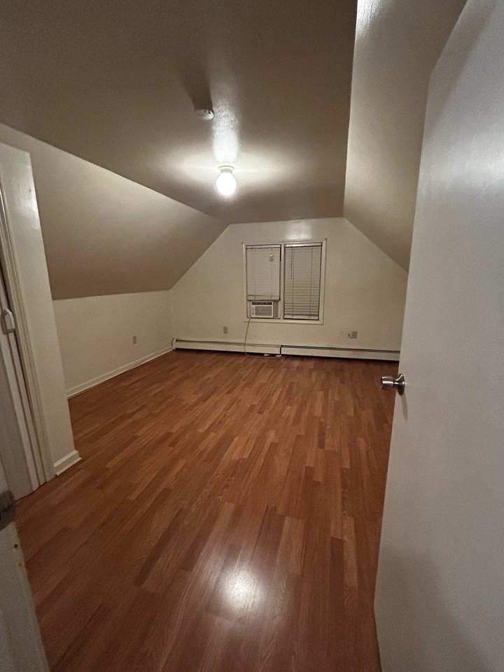 170 Quinnipiac Ave #1 - Photo 2 of 8