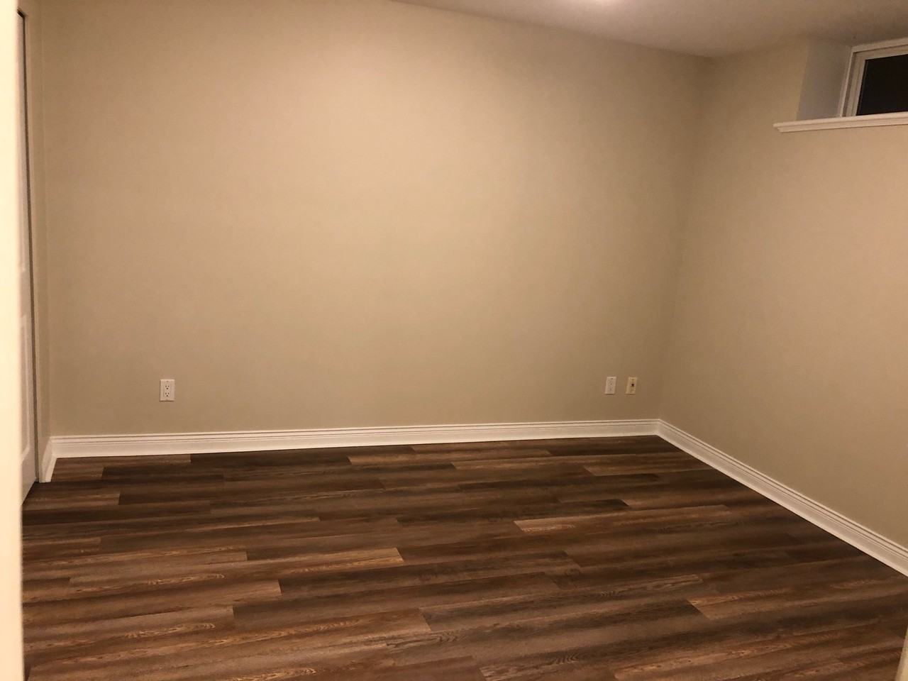 2942 East 5th Avenue - Photo 5 of 8