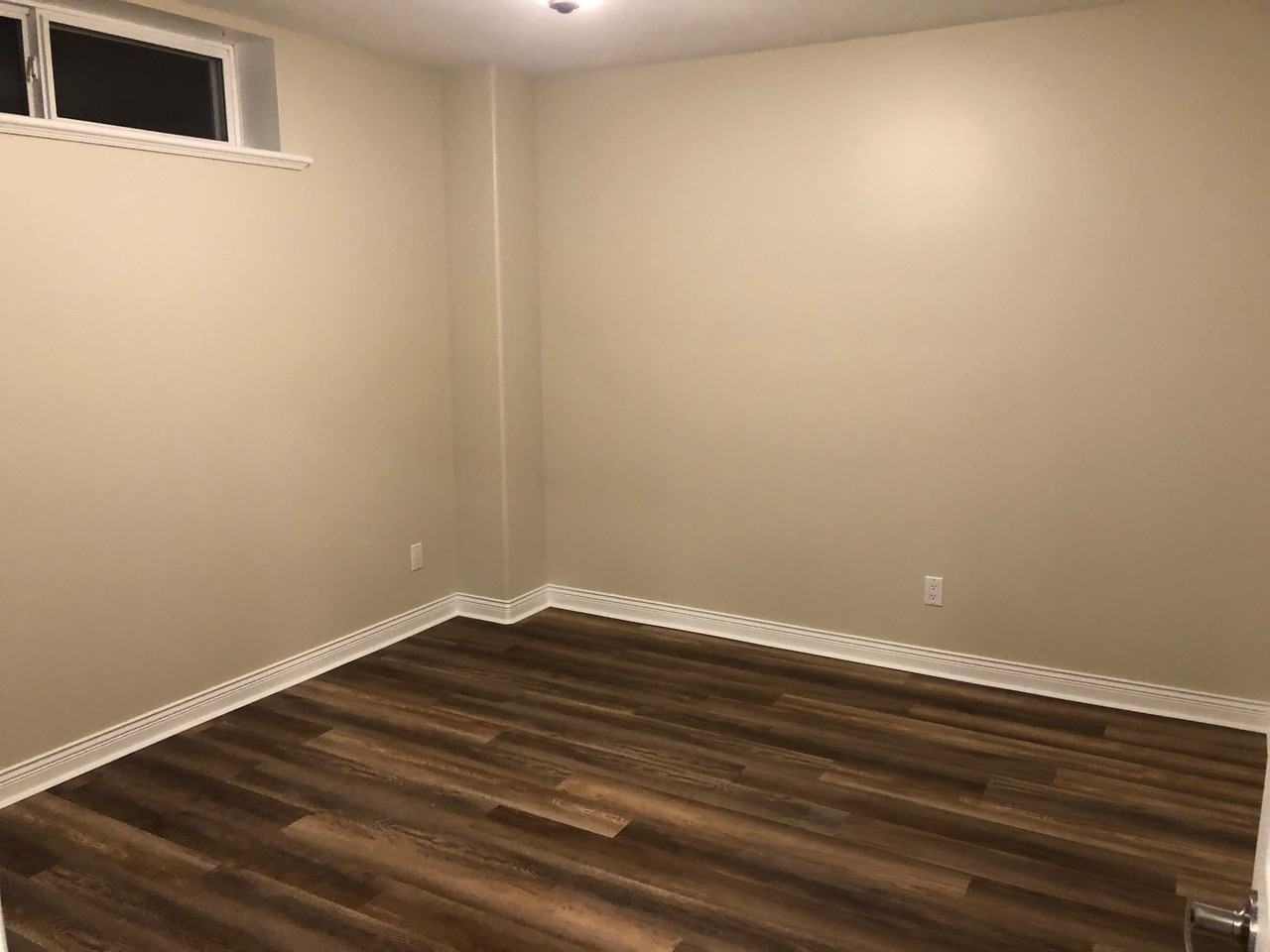 2942 East 5th Avenue - Photo 6 of 8