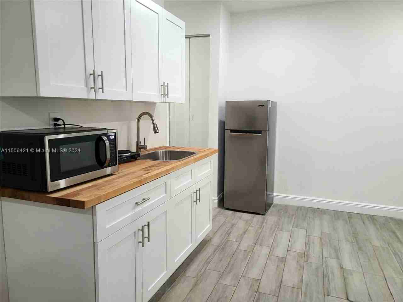 13028 Sw 108th Street Cir - Photo 2 of 10