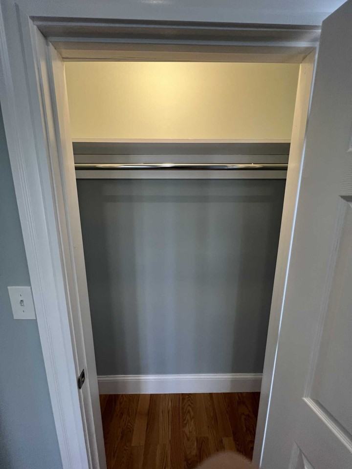 Oxford St - Photo 7 of 20