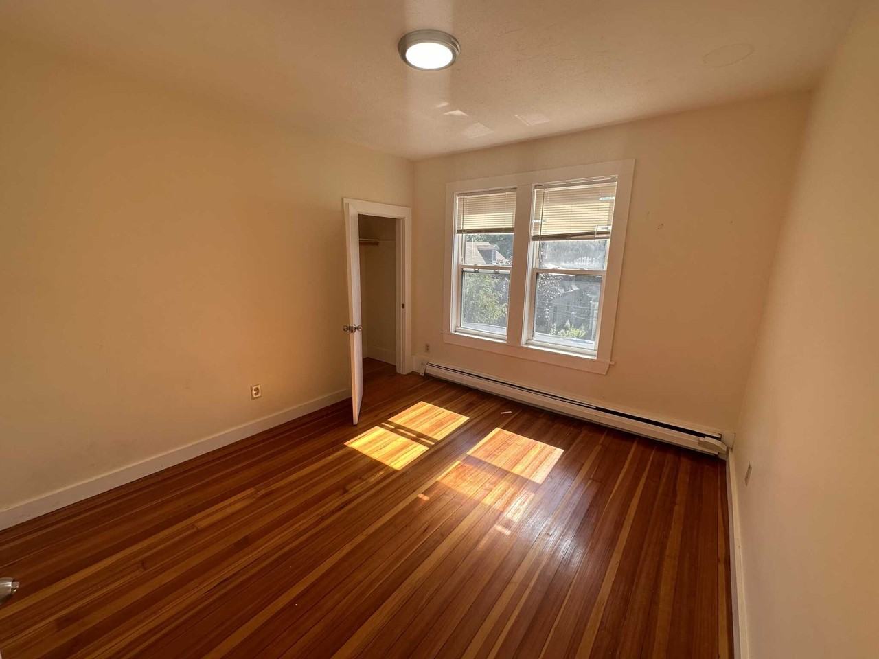 Pleasant St - Photo 4 of 11