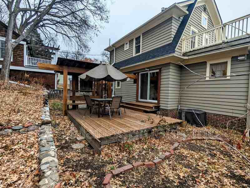 2275 Hillside Ave - Photo 3 of 20