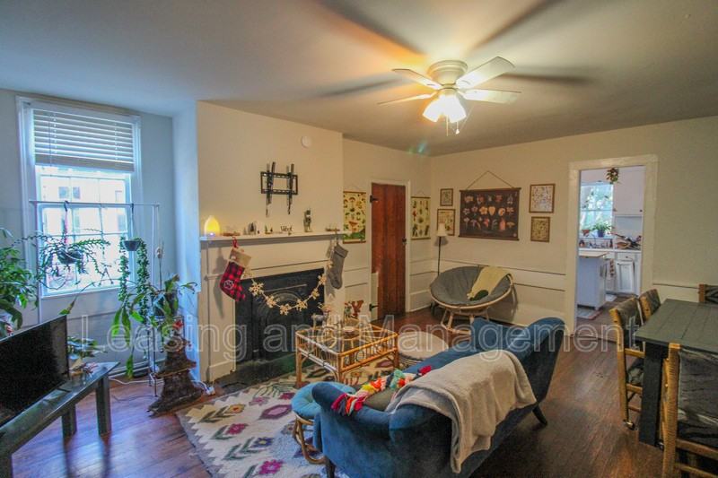 7 Ann St - Photo 3 of 17