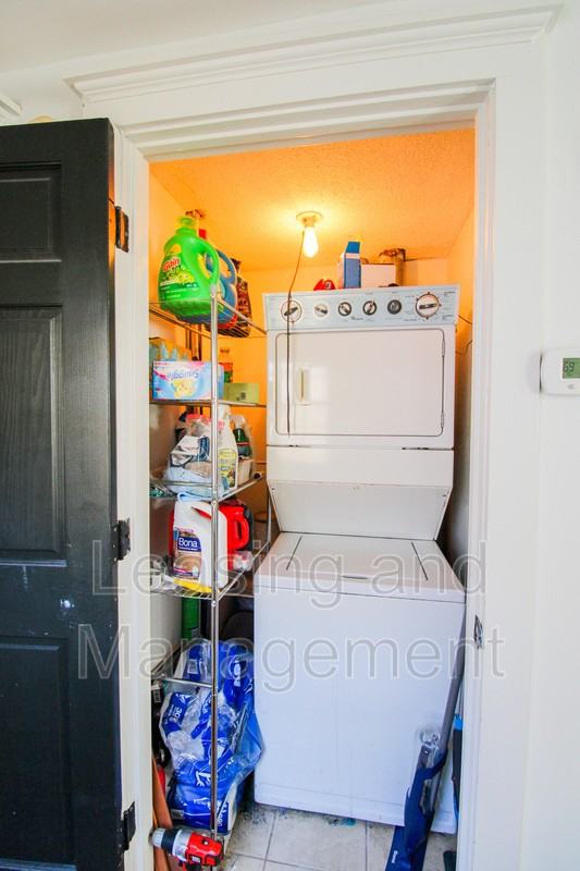 5 Kracke St #B - Photo 6 of 11