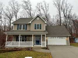 featured image of 107 Oakstone Run