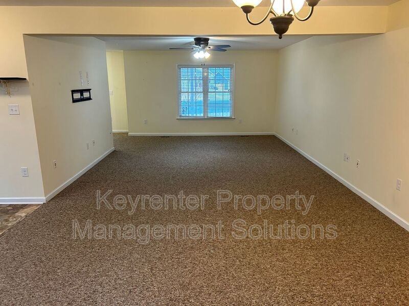 107 Oakstone Run - Photo 7 of 48