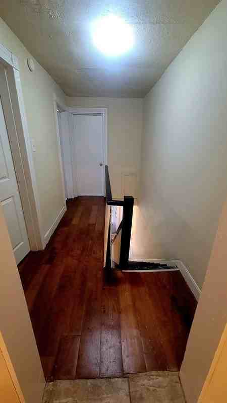 1418 N 23rd St - Photo 3 of 15