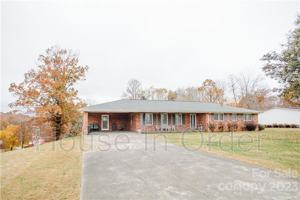 featured image of 219 Ridge Rd