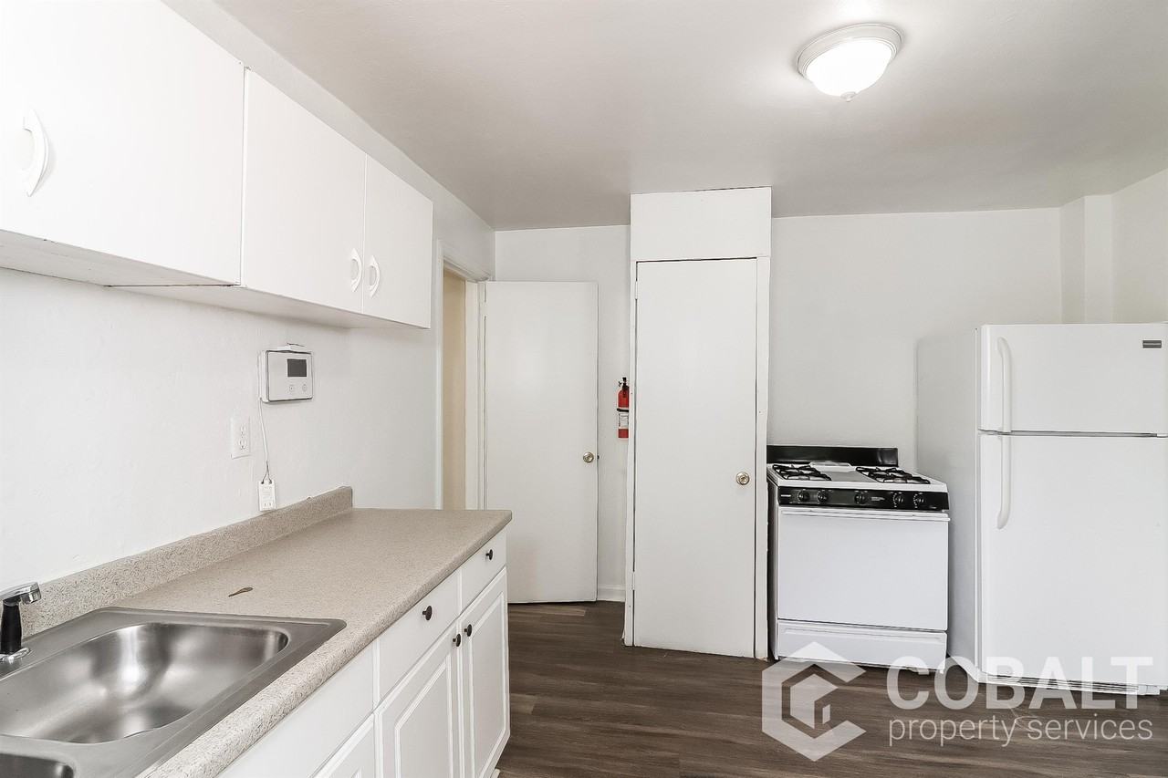 Rockledge Apartments in Lindridge Martin Manor, Atlanta, GA 30324