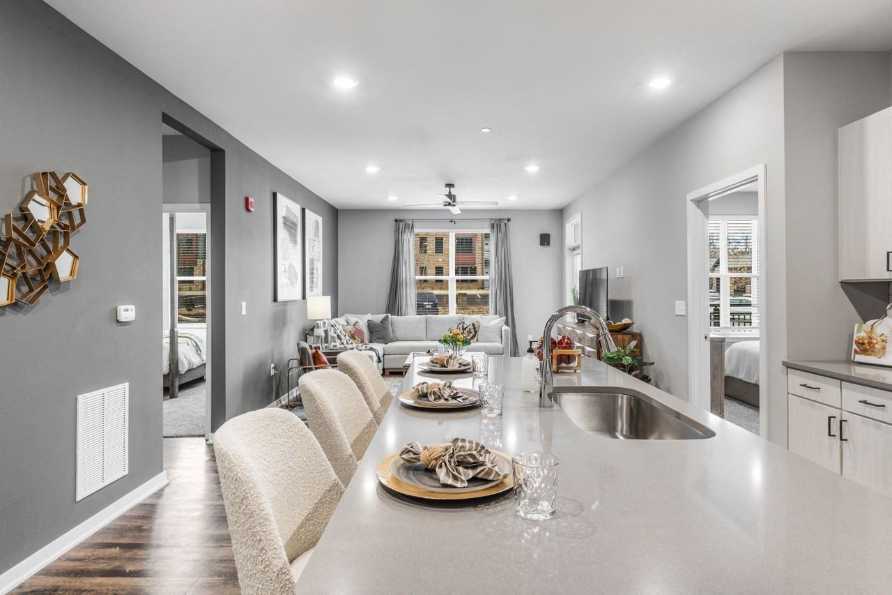 Meeder Flats Apartment Homes - Photo 5 of 21