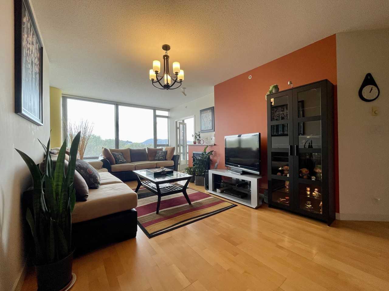 110 Brew Street - Photo 5 of 19